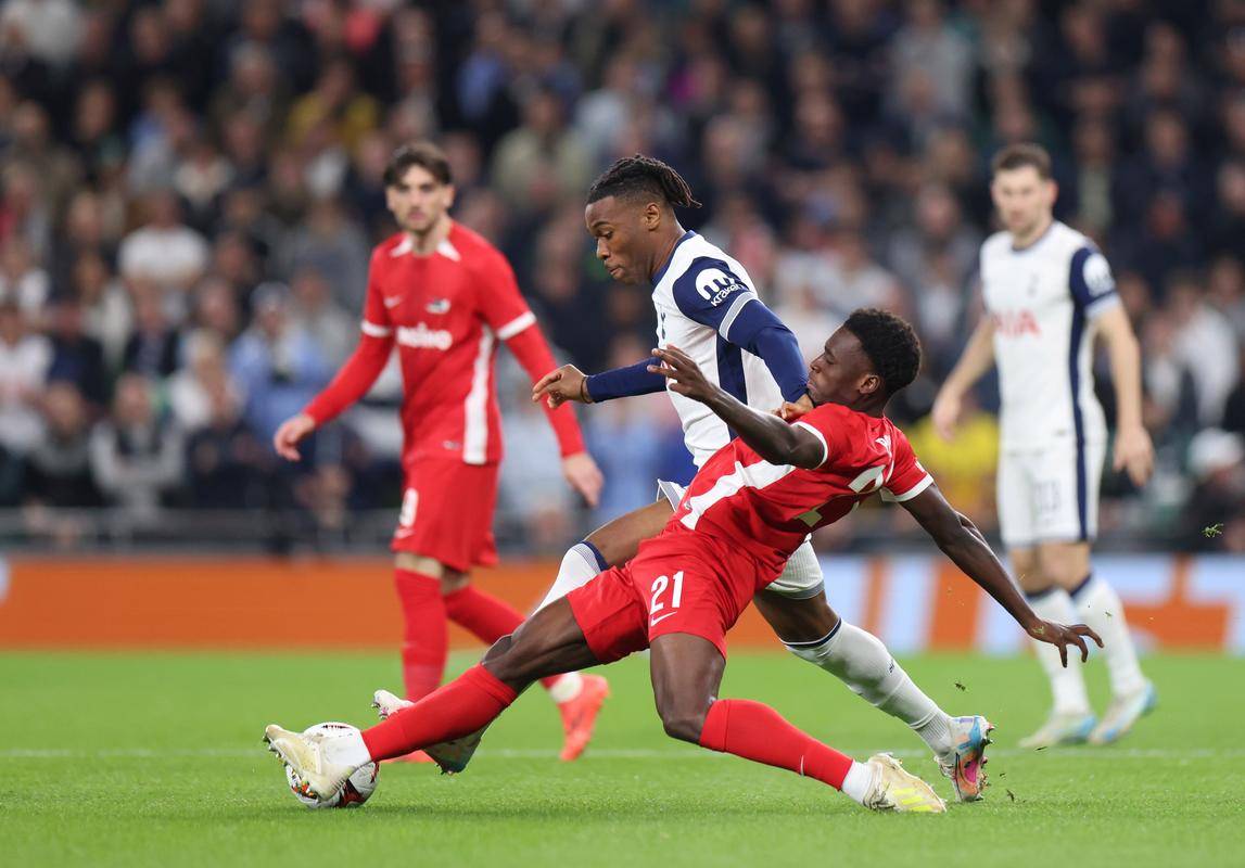 关于波尔图发布备战花絮，转会期强势反弹，荷甲任务艰巨，轮换策略成焦点的信息